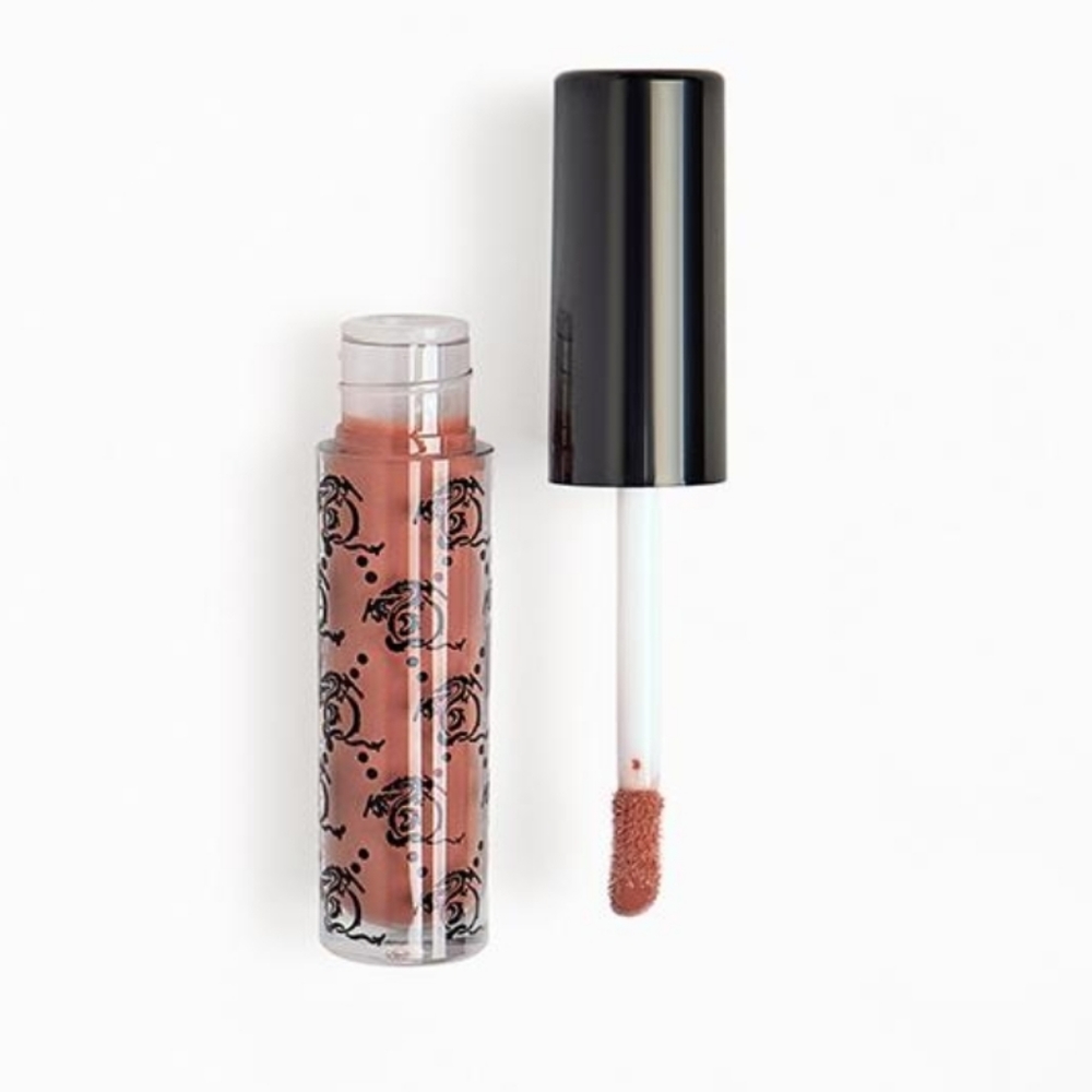 2/$25! QVEEN STUDIO Boss Gloss in Sugar Daddy